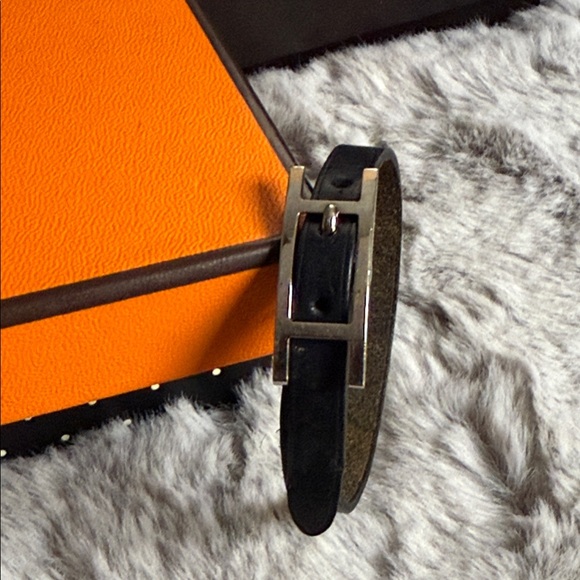 Hermes Black Leather Bracelet - Picture 5 of 12